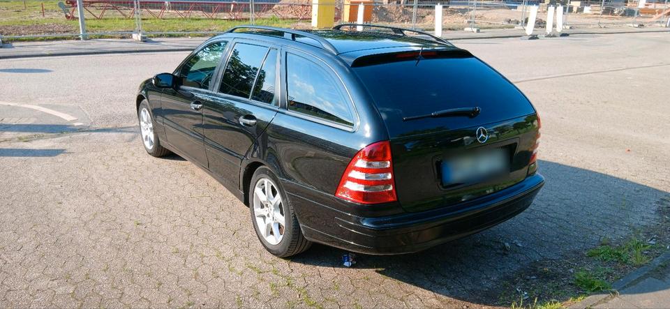 Mercedes Benz Weitere Mercedes Benz 2006 — вигляд ззаду