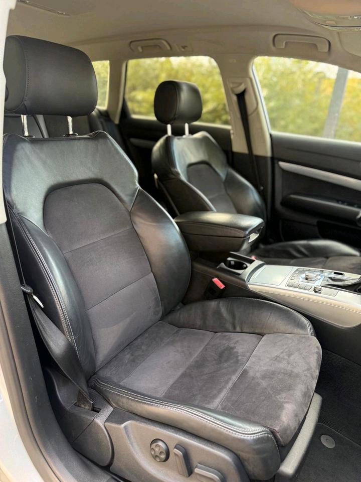 Audi A6 2011 — photo 10