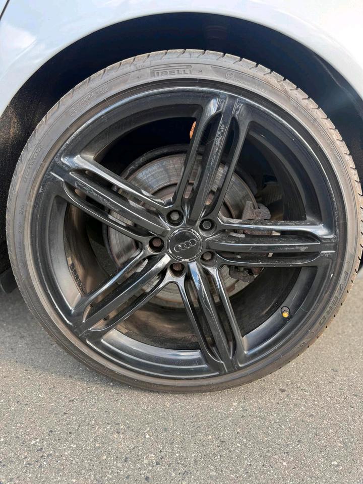 Audi A6 2011 — photo 14