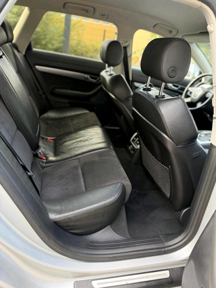 Audi A6 2011 — photo 9