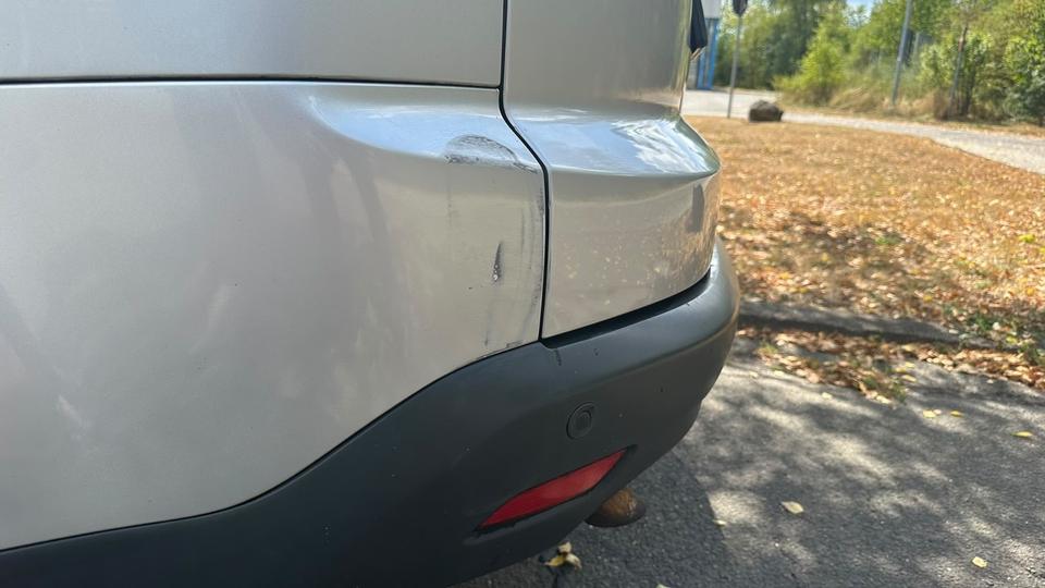 Ford S-Max 2010 — photo 18