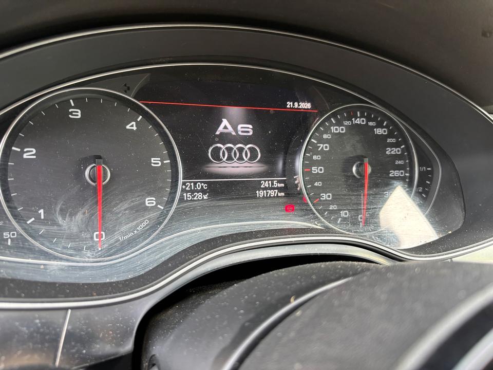 Audi A6 2013 — photo 11