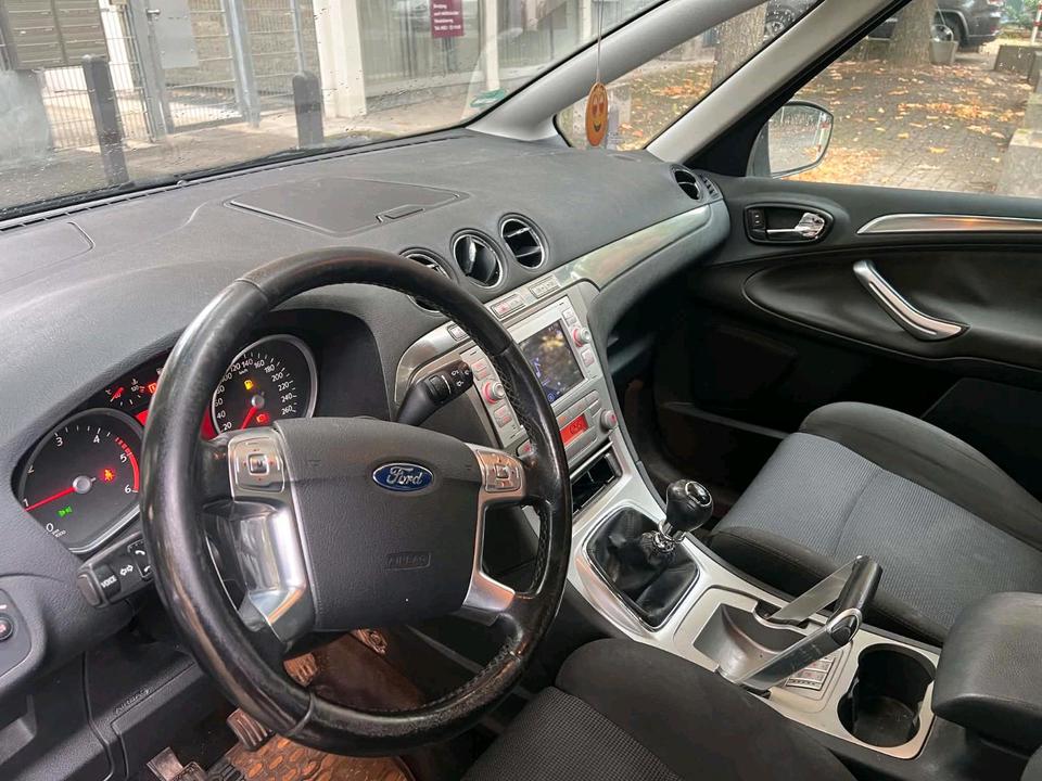 Ford S-Max 2007 — photo 16