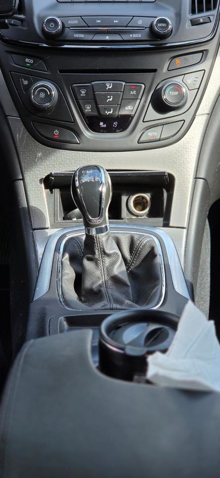 Opel Insignia 2013 — photo 14