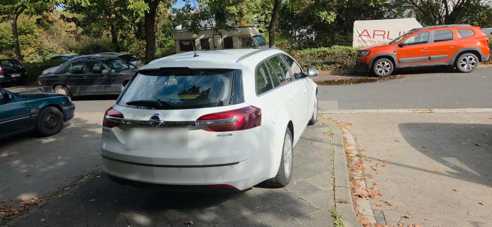 Opel Insignia 2013 — interior