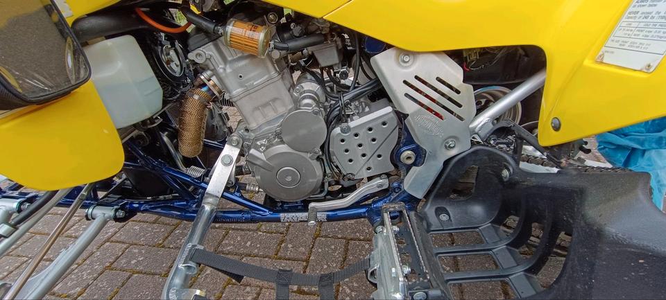 Suzuki LTZ 400 LOF K9 2009 — interior