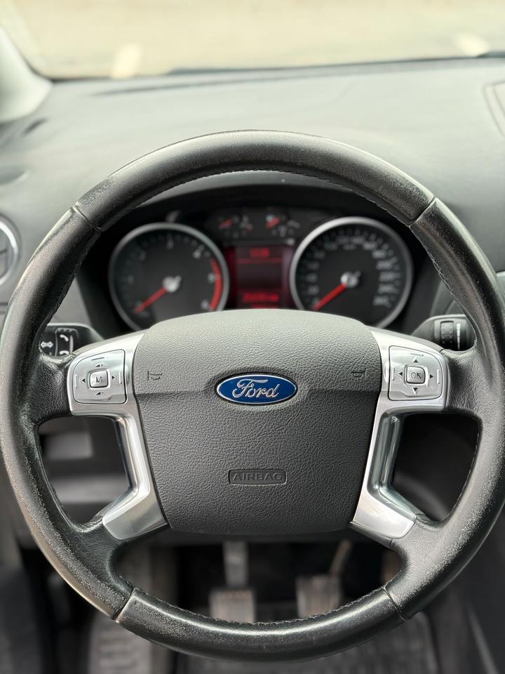 Ford S-Max 2008 — photo 12