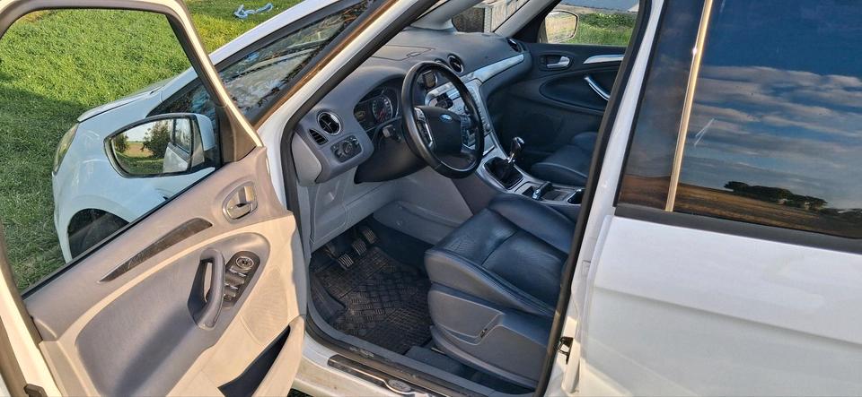 Ford S-Max 2009 — photo 7