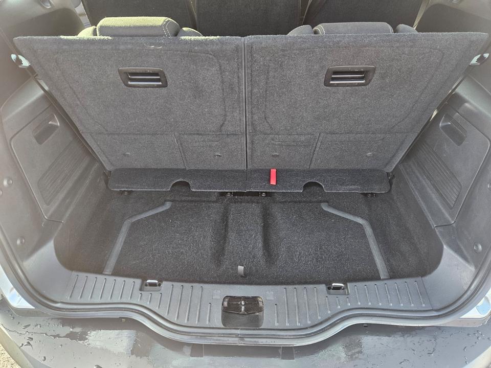Ford S-Max 2013 — photo 15