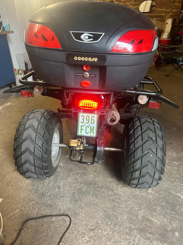 Weitere Motorräder SMC 50ccm Quad XXL 2011 — engine 50 ccm