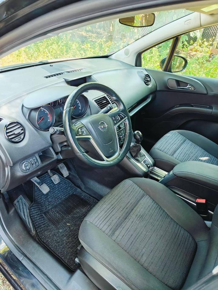 Opel Meriva 2014 — фото 5
