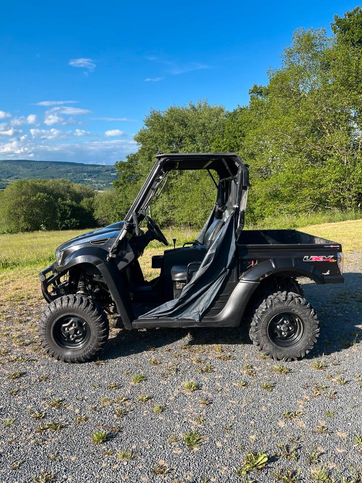 Kymco uxv 700i spezial 2014 — interior