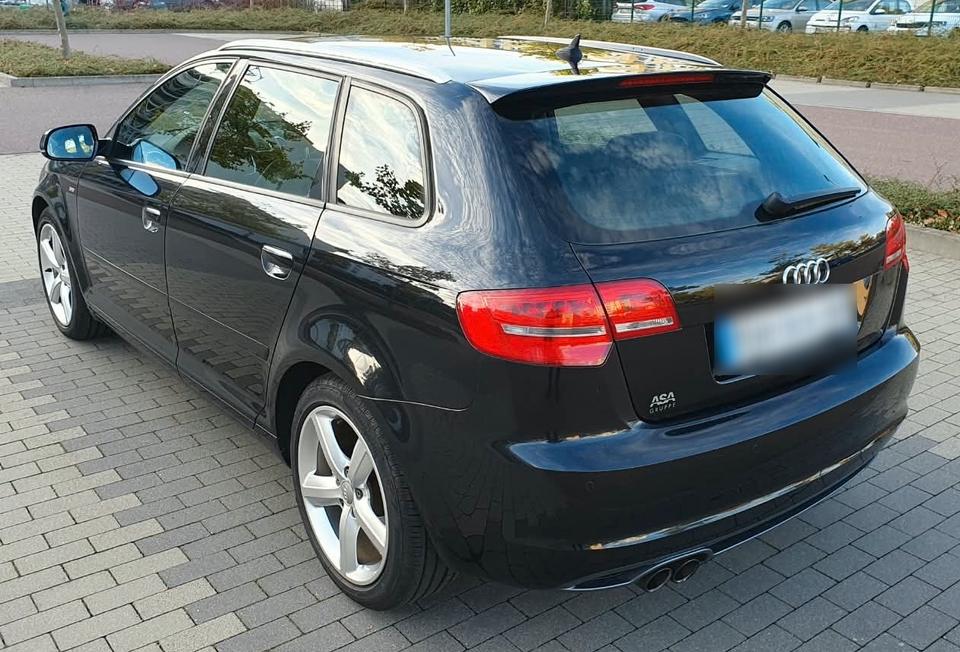 Audi A3 2011 — rear view