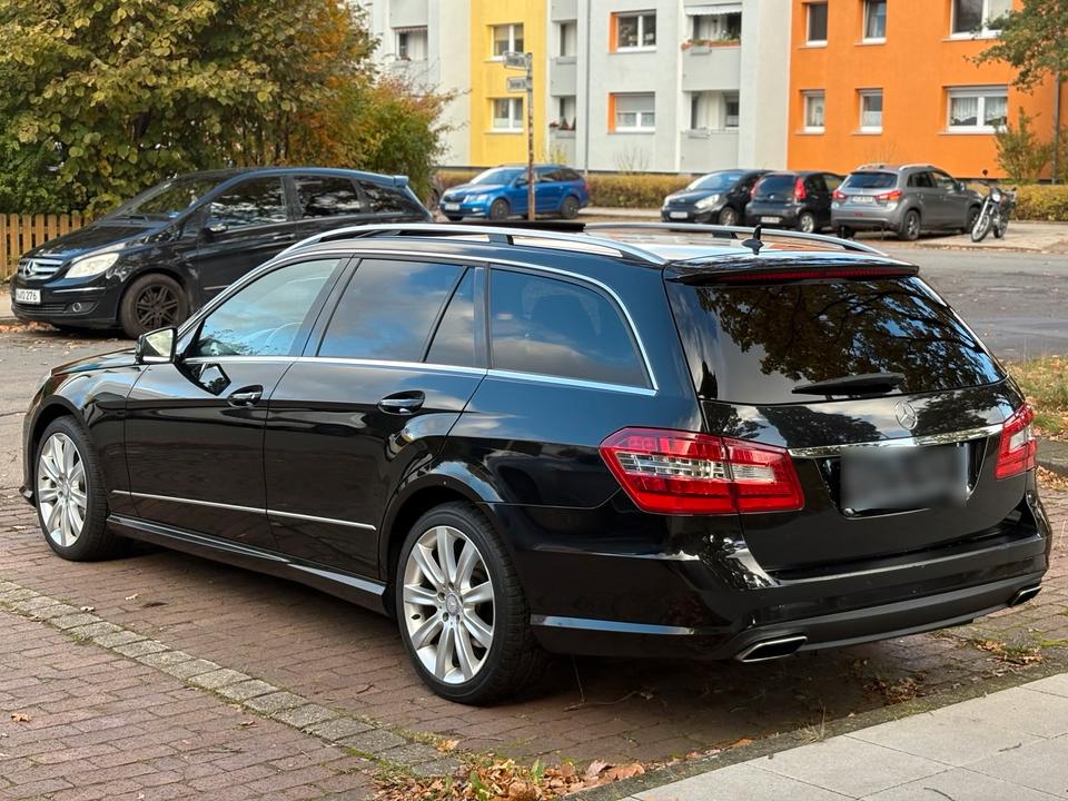 Mercedes Benz E 350 2010 — photo 7