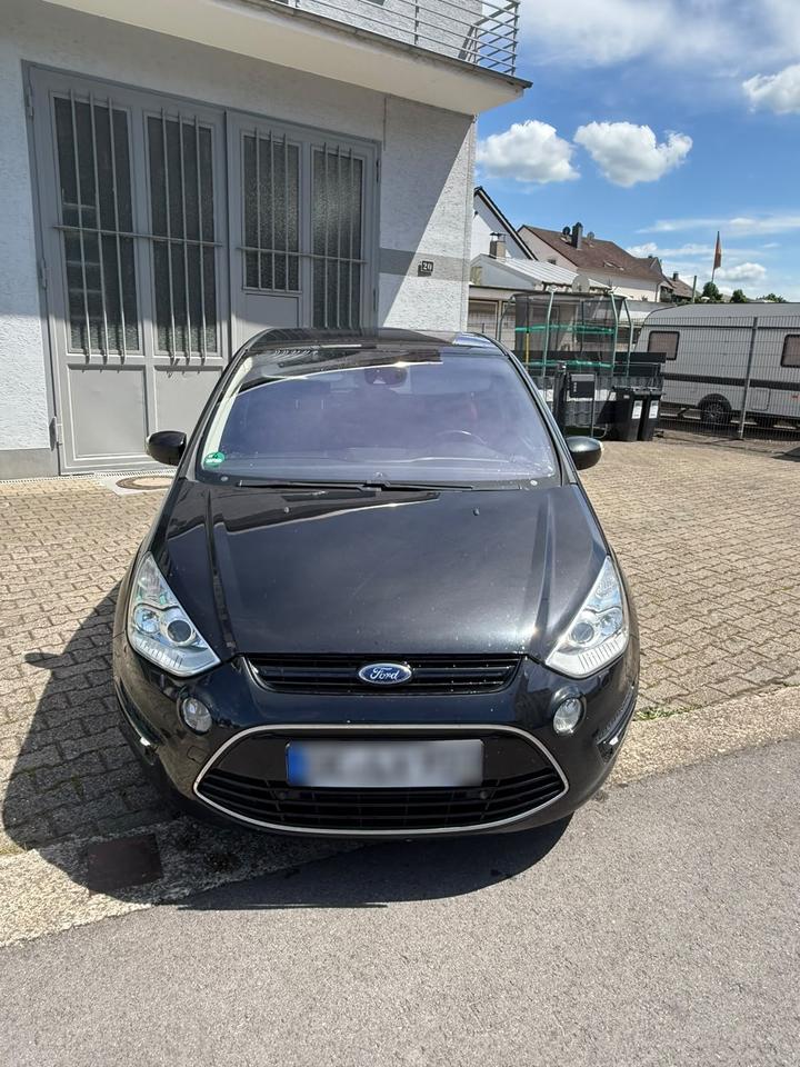 Ford S-Max, 2013