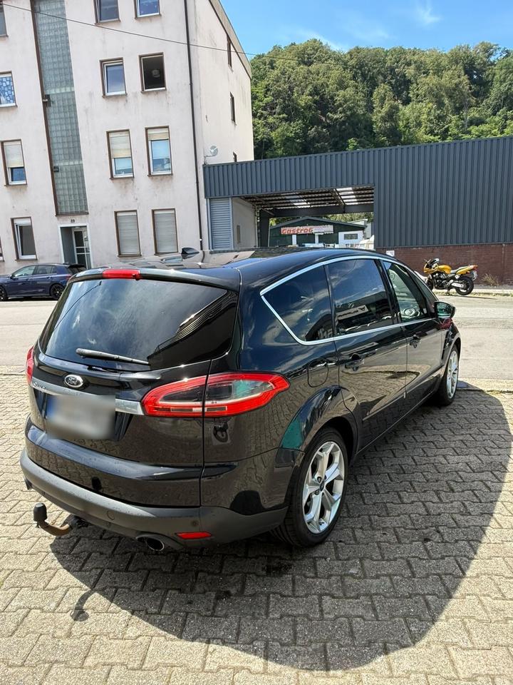 Ford S-Max 2013 — photo 10
