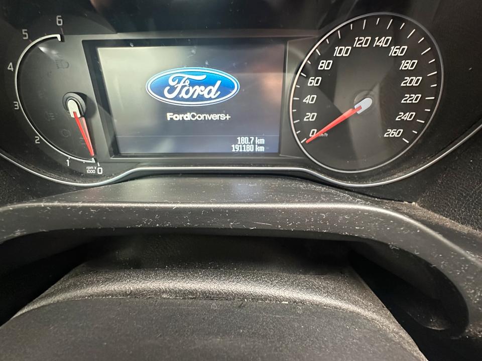Ford S-Max 2013 — photo 9