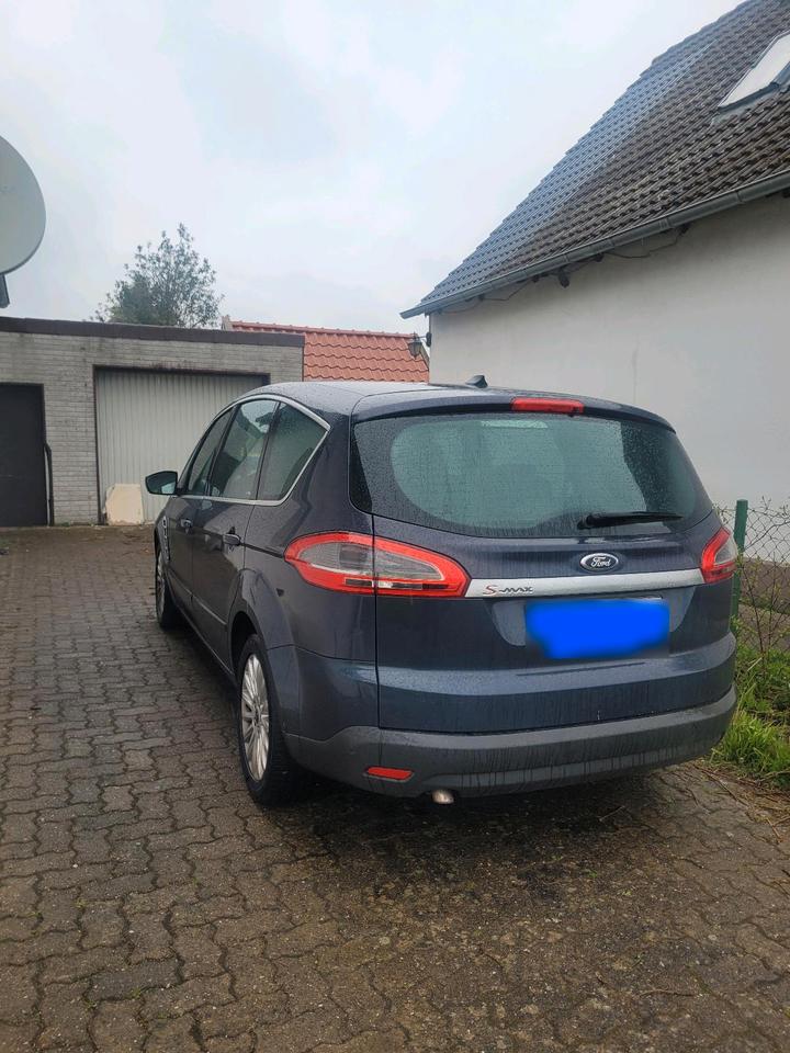 Ford S-Max 2011 — двигун
