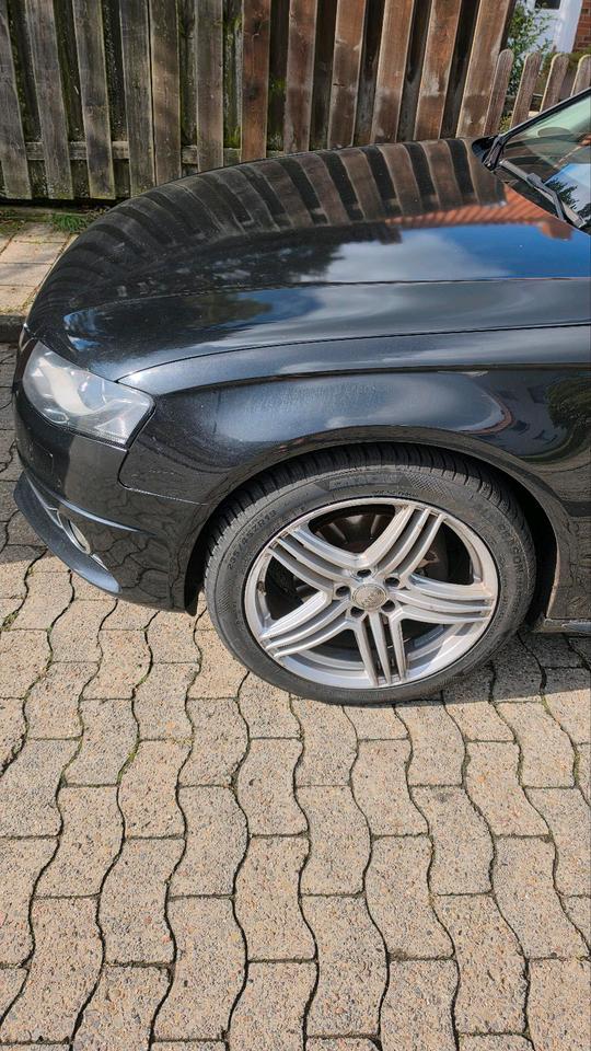Audi A4 2010 — engine