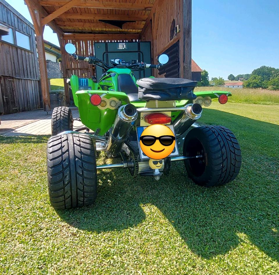Kawasaki Quad Kawasaki Kfx 400 umgebaut auf 2 Zylinder der Gpz 500 2004 — engine 500 ccm