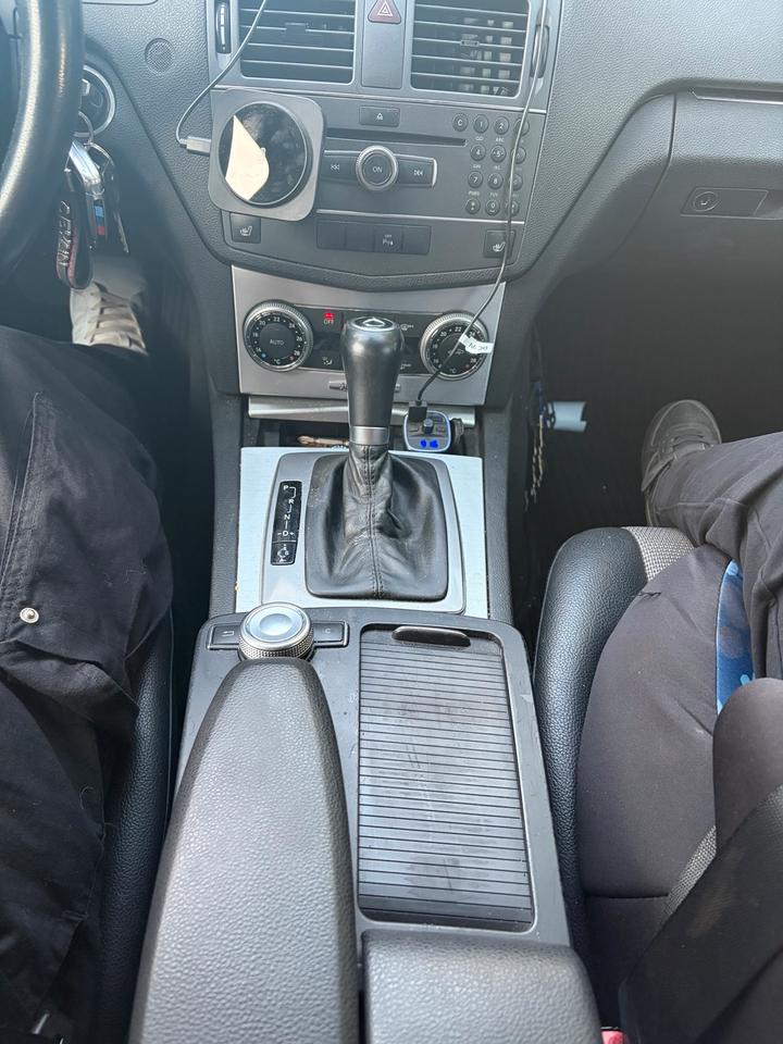 Mercedes Benz C 220 2009 — photo 6