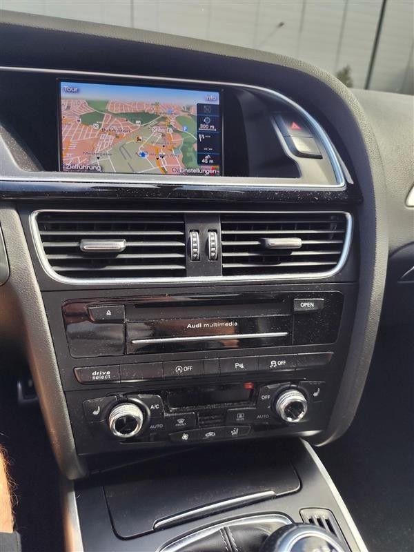 Audi A4 2014 — interior