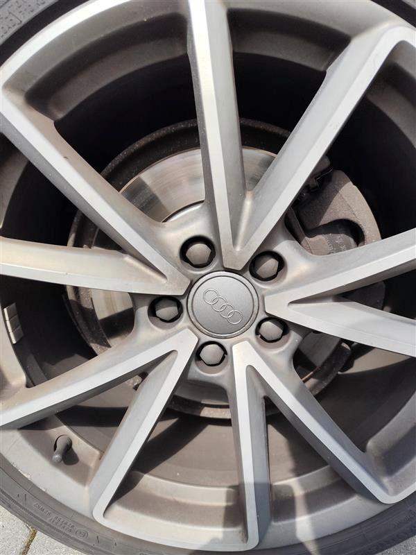 Audi A4 2014 — photo 7
