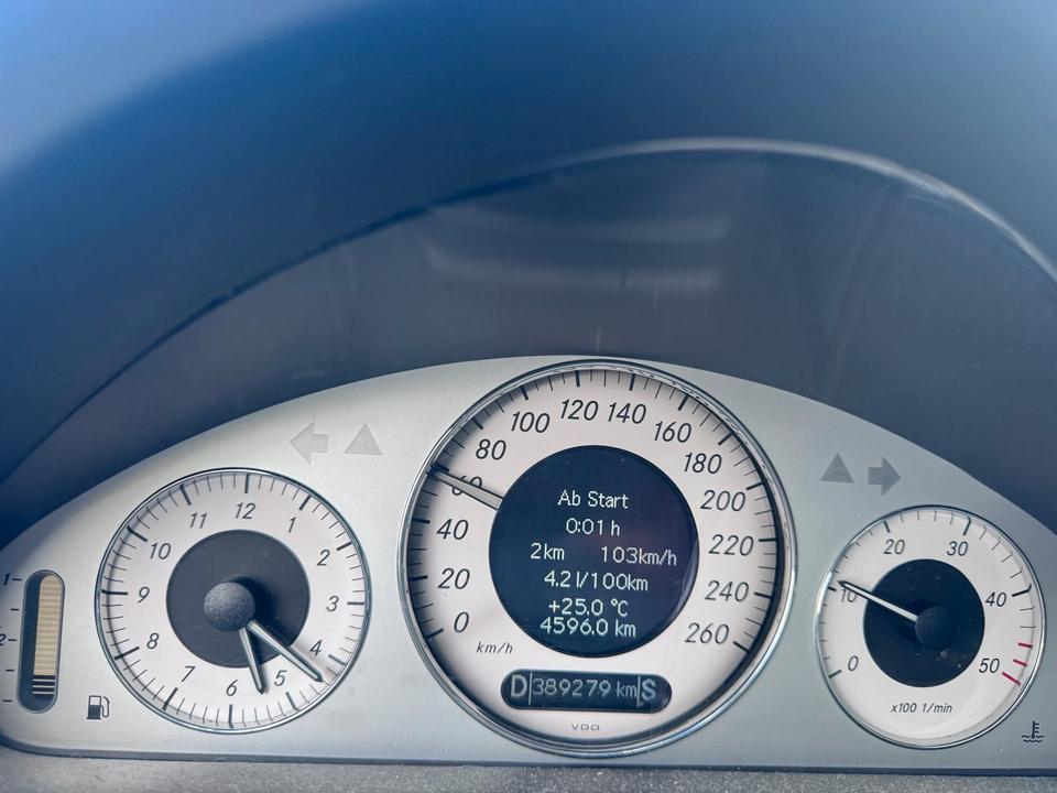 Mercedes Benz E 320 2004 — двигун