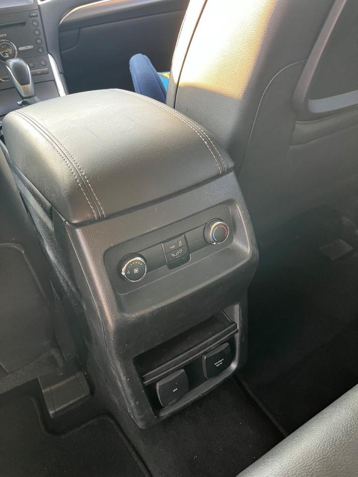 Ford S-Max 2015 — photo 8