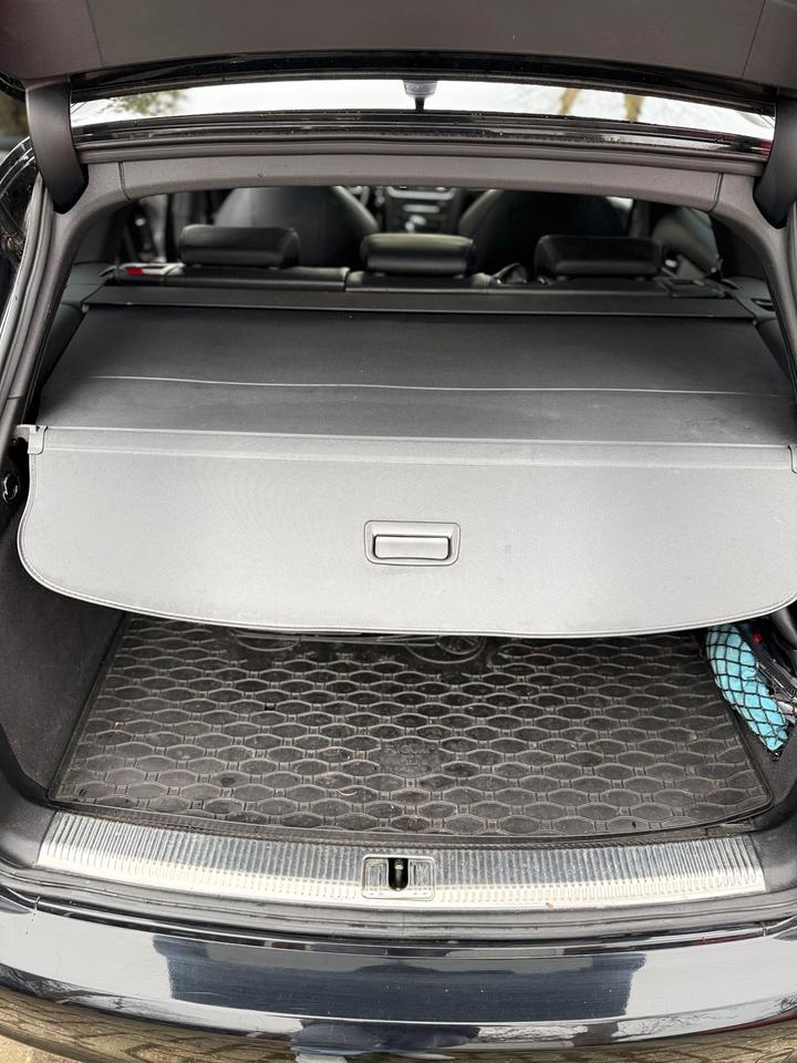 Audi A4 2011 — photo 11