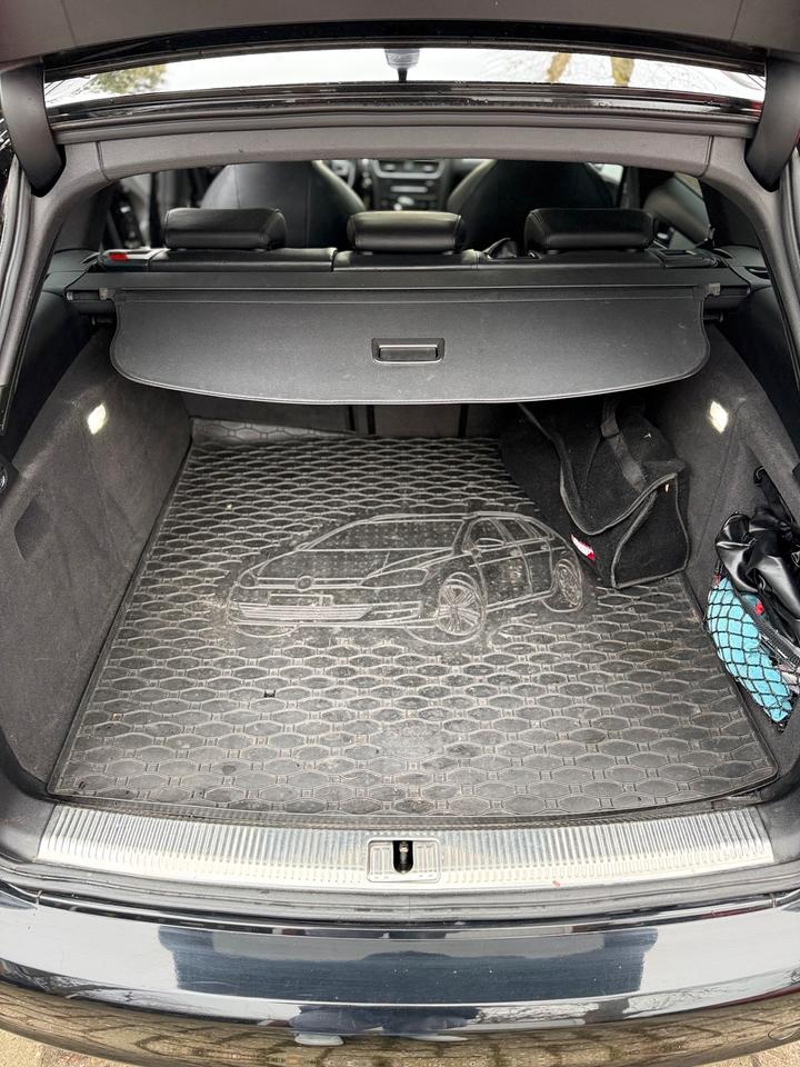 Audi A4 2011 — photo 12
