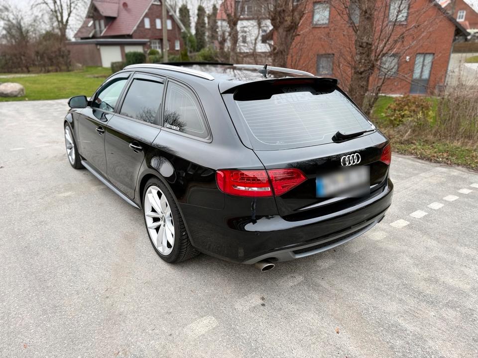 Audi A4 2011 — rear view