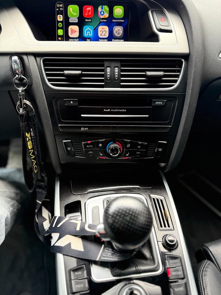Audi A4 2011 — photo 7