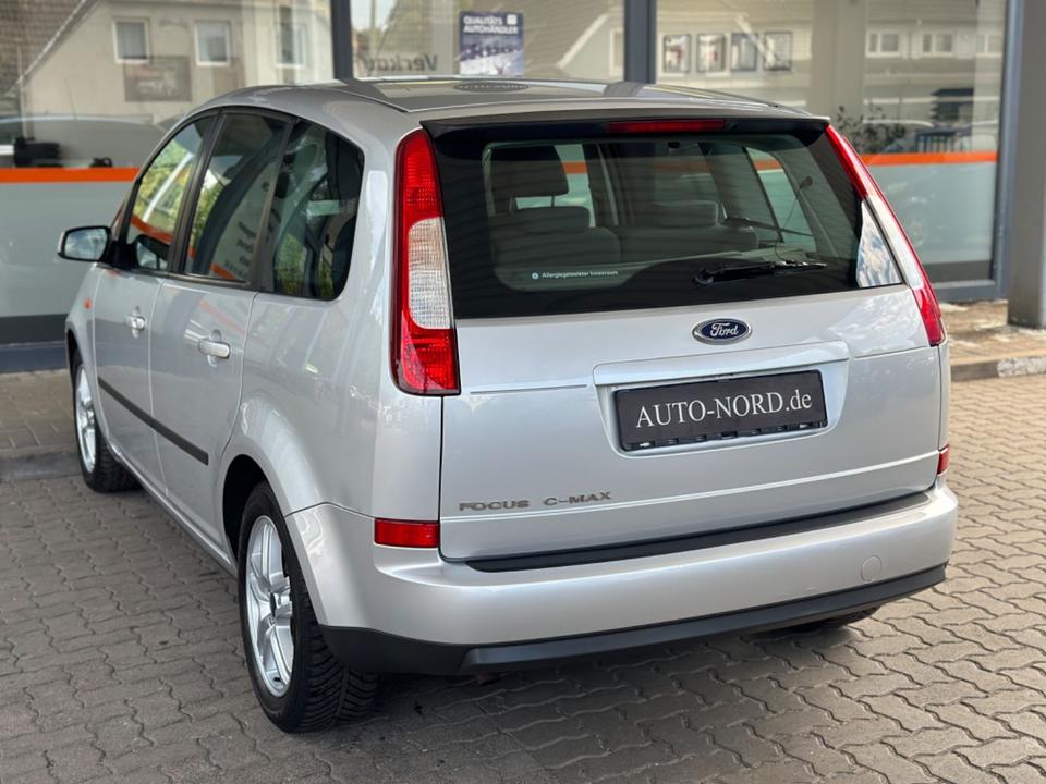 Ford Focus 2006 — двигун