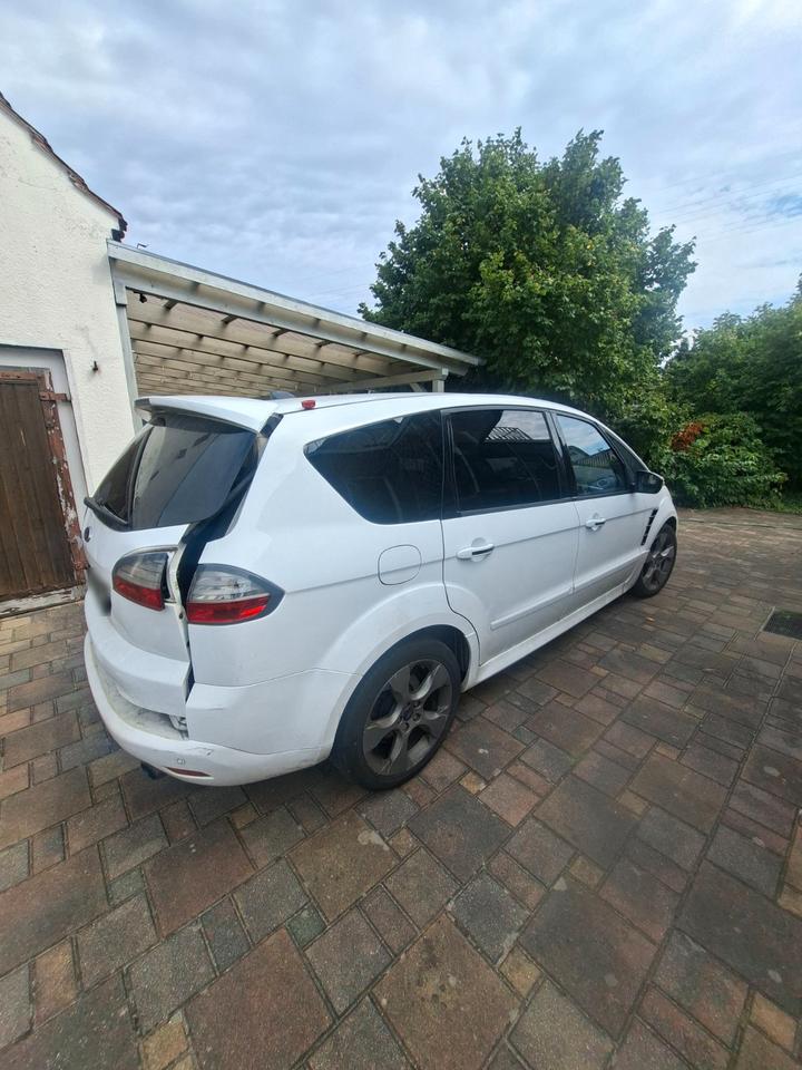 Ford S-Max 2010 — engine