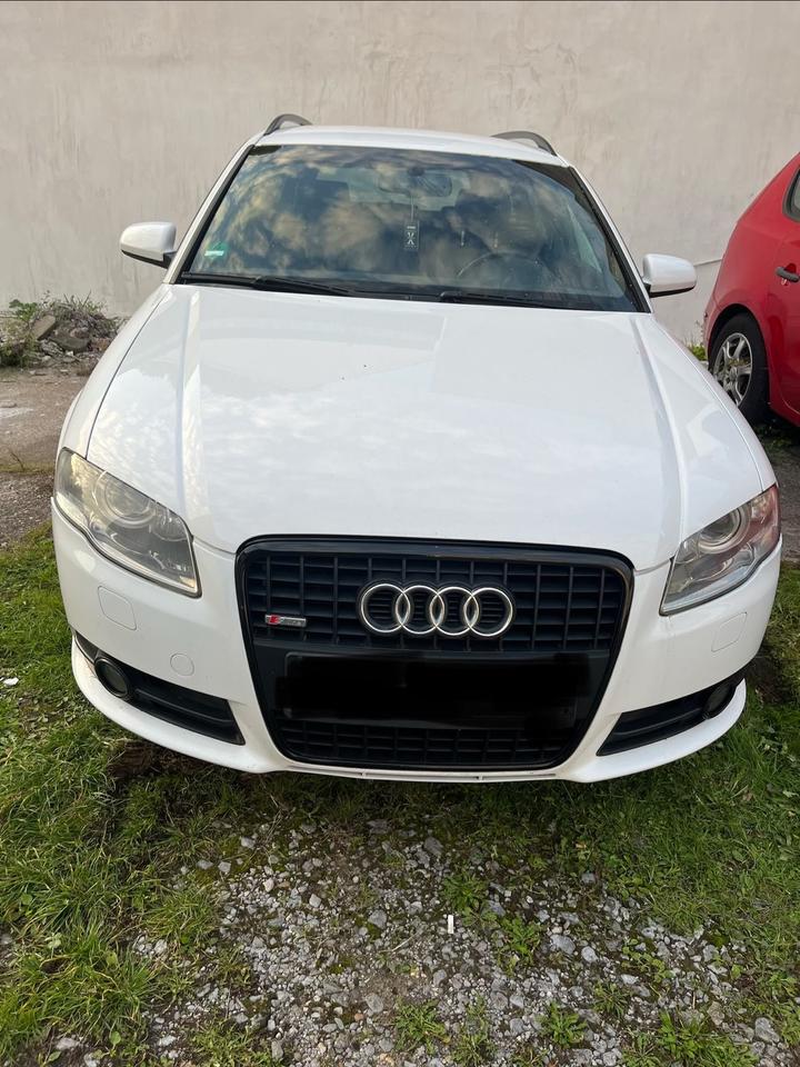 Audi A4 2008 — rear view