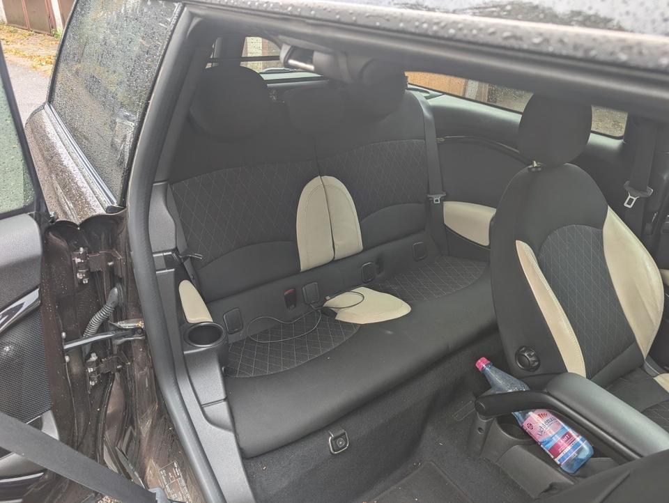 Mini Cooper S Clubman 2010 — engine