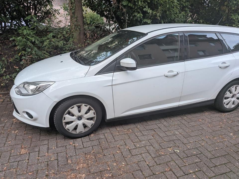 Ford Focus 2013 — двигун