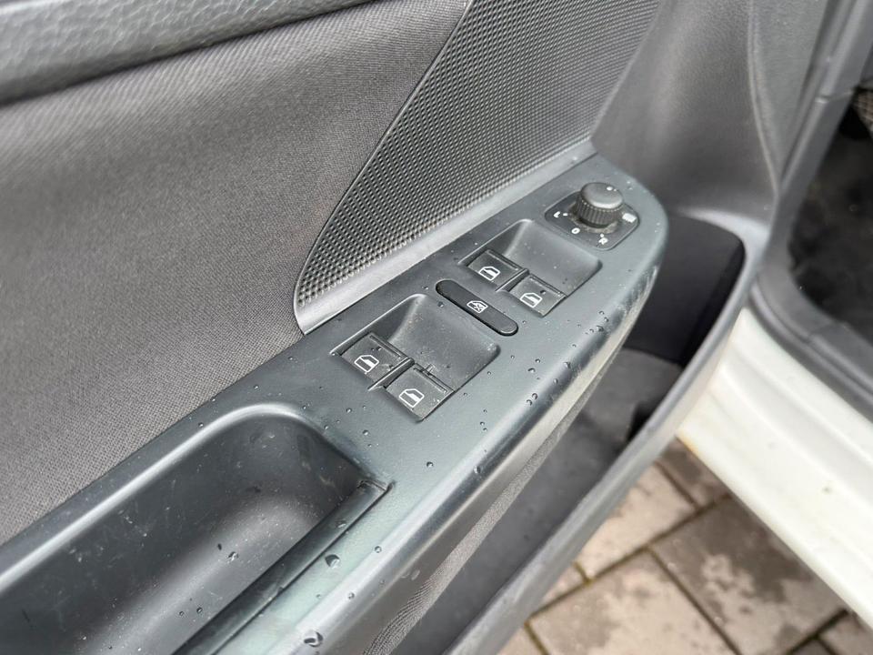 Volkswagen Weitere VW 2012 — photo 10
