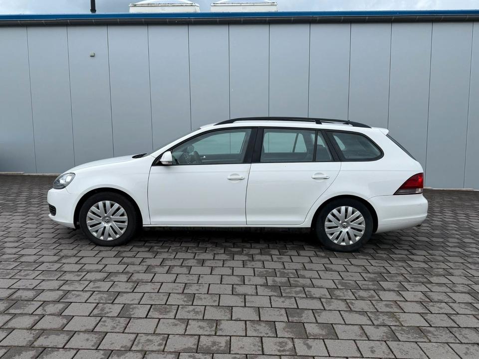 Volkswagen Weitere VW 2012 — interior