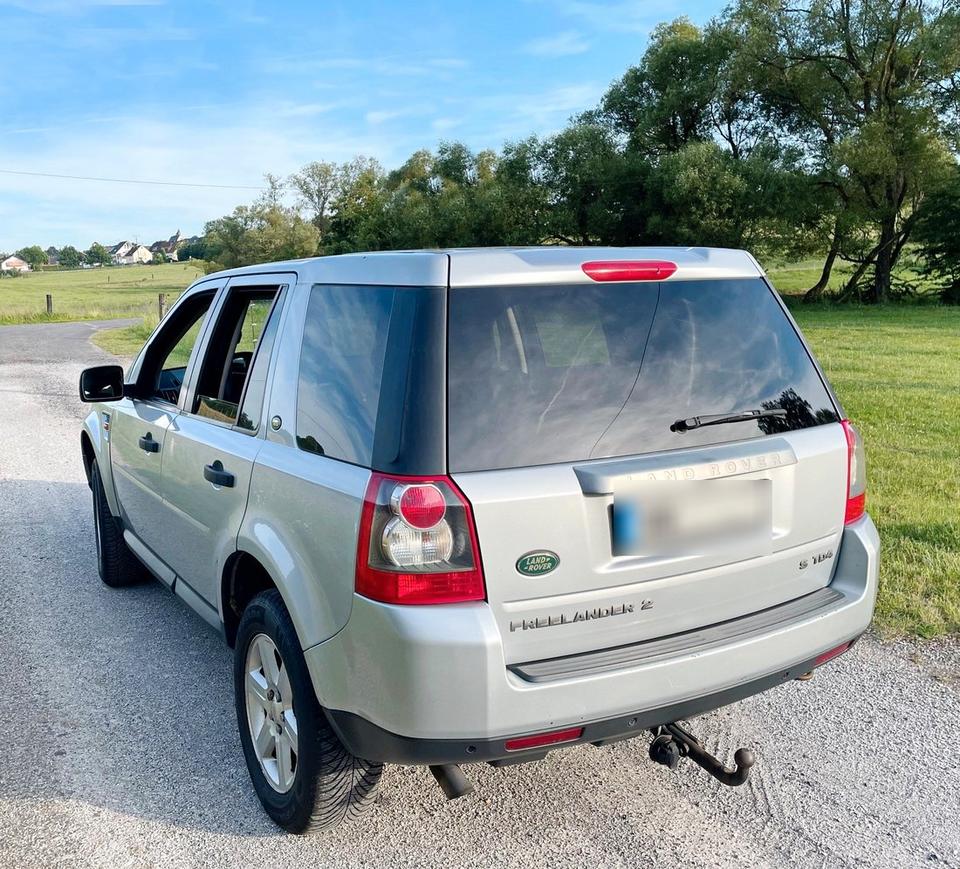 Land Rover Freelander 2008 — салон