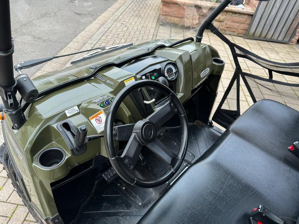  Polaris Ranger 800 EFI HD UTV Quad 2012 — engine 800 ccm