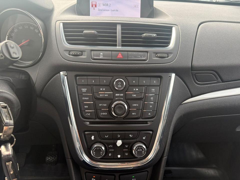 Opel Mokka 2013 — photo 17