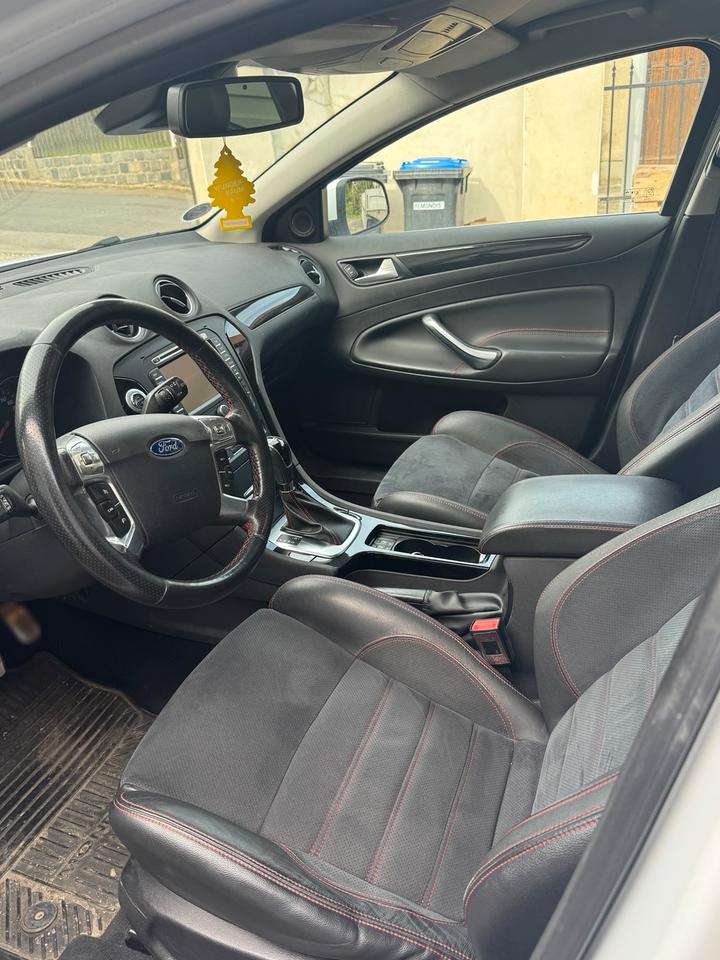 Ford Mondeo 2014 — photo 8