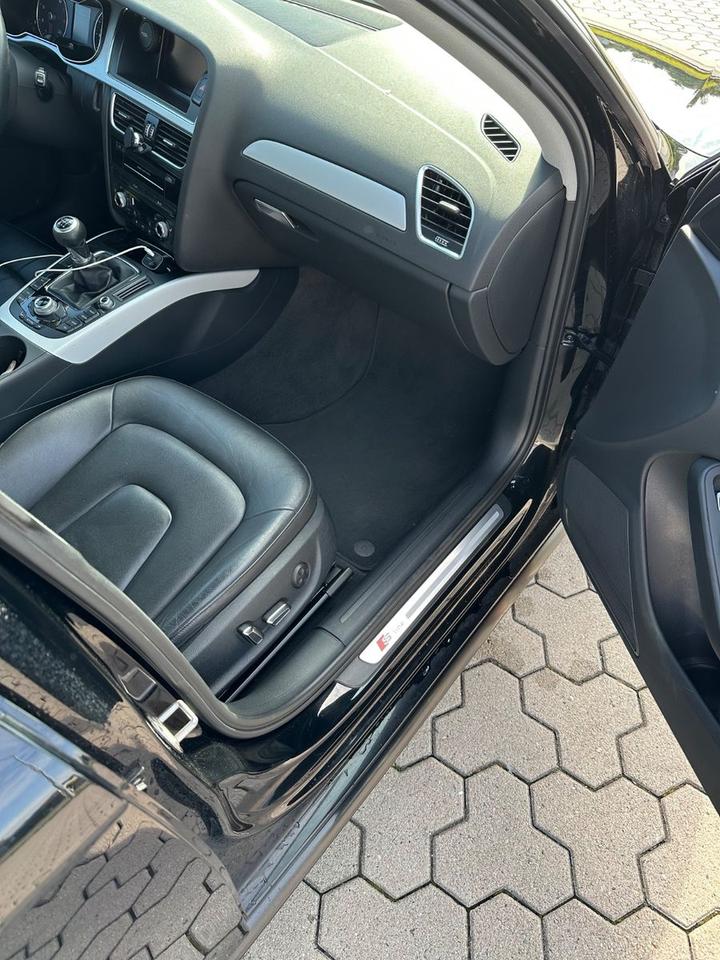 Audi A4 2015 — photo 12