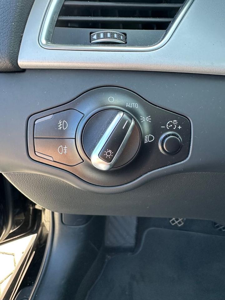 Audi A4 2015 — photo 8