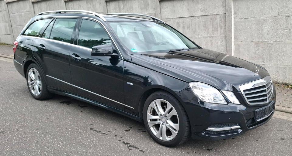 Mercedes Benz E 220 2012 — photo 7