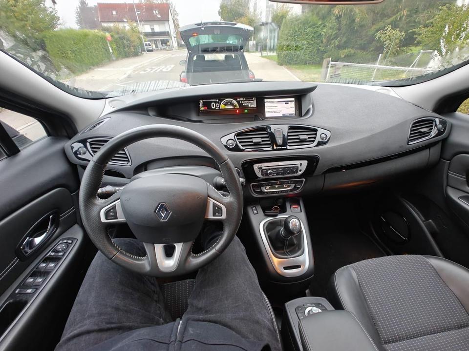 Renault Scenic 2012 — photo 6