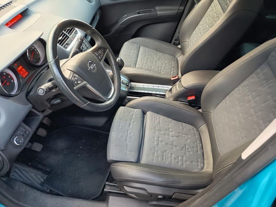 Opel Meriva 2012 — photo 10