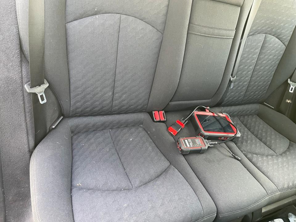 Mercedes Benz E 200 2005 — photo 15